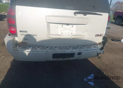 2009 GMC Yukon Denali z USA, uszkodzony, nr VIN 1GKFK03239R255904